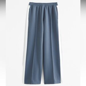 Active by Abercrombie YPB NeoKnit Wide Leg Blue Sweatpants Women’s Large NWOT